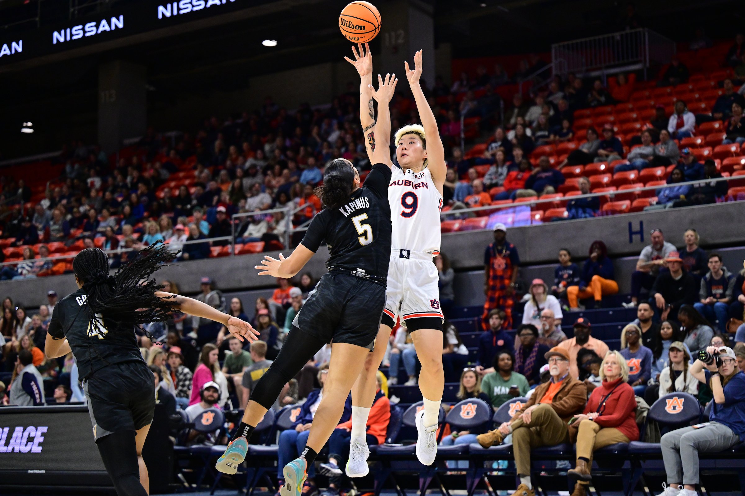 征戰(zhàn)NCAA！鄧雨婷：不太喜歡被稱為“李夢接班人” 未來想進WNBA