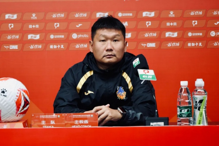 劉建業(yè)：我們通過(guò)這一分收獲更多信心，對(duì)所有出場(chǎng)球員都非常滿意