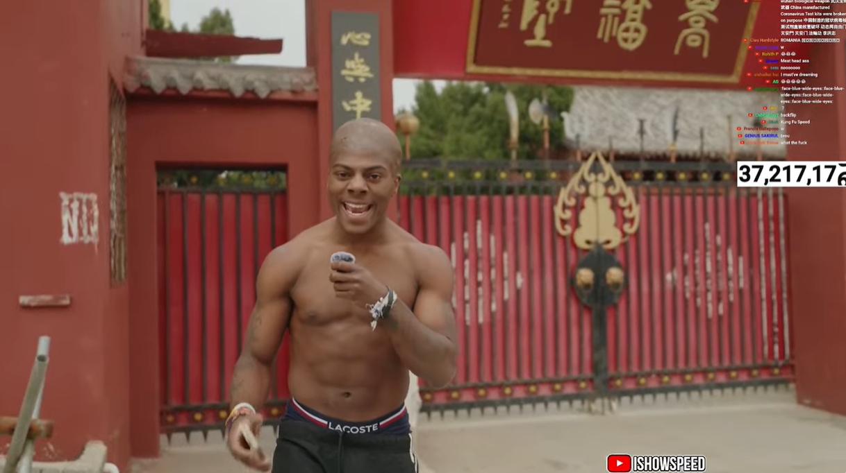 光頭造型！Speed中國行來到鄭州少林寺，上香拜佛學(xué)功夫