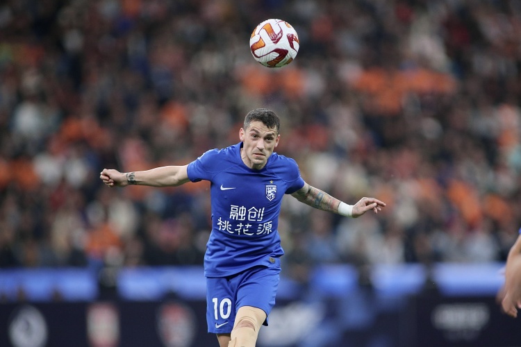 斯基拉：中超舊將斯坦丘接近免簽加盟熱那亞，合同期限到2027年